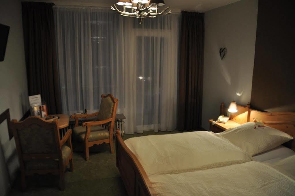 Hotel Hasselhof Garni Vier Sterne برونلاغ المظهر الخارجي الصورة