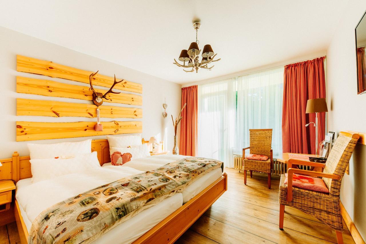 Hotel Hasselhof Garni Vier Sterne برونلاغ المظهر الخارجي الصورة